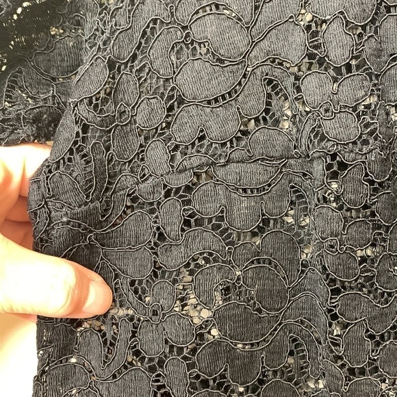 Tahari | Black Floral Embroidered Lace Sheer V-Neck Cardigan Jacket M - Picture 15 of 16